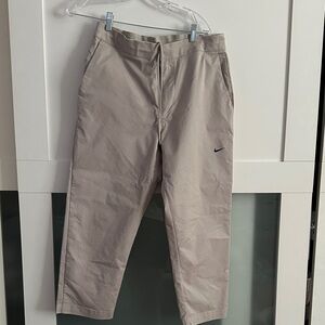Nike Men's Beige/Tan Performance Chino Pants